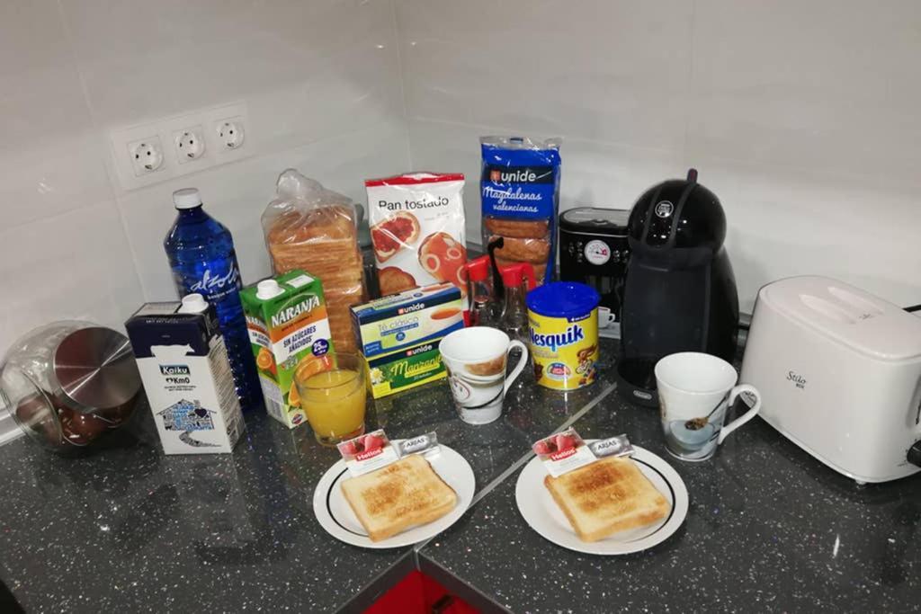 Apartamento Centrico , Wifi + Desayuno Logroño Esterno foto