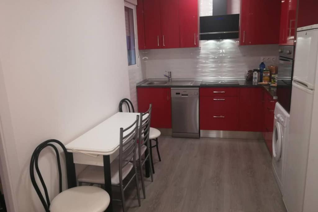 Apartamento Centrico , Wifi + Desayuno Logroño Esterno foto